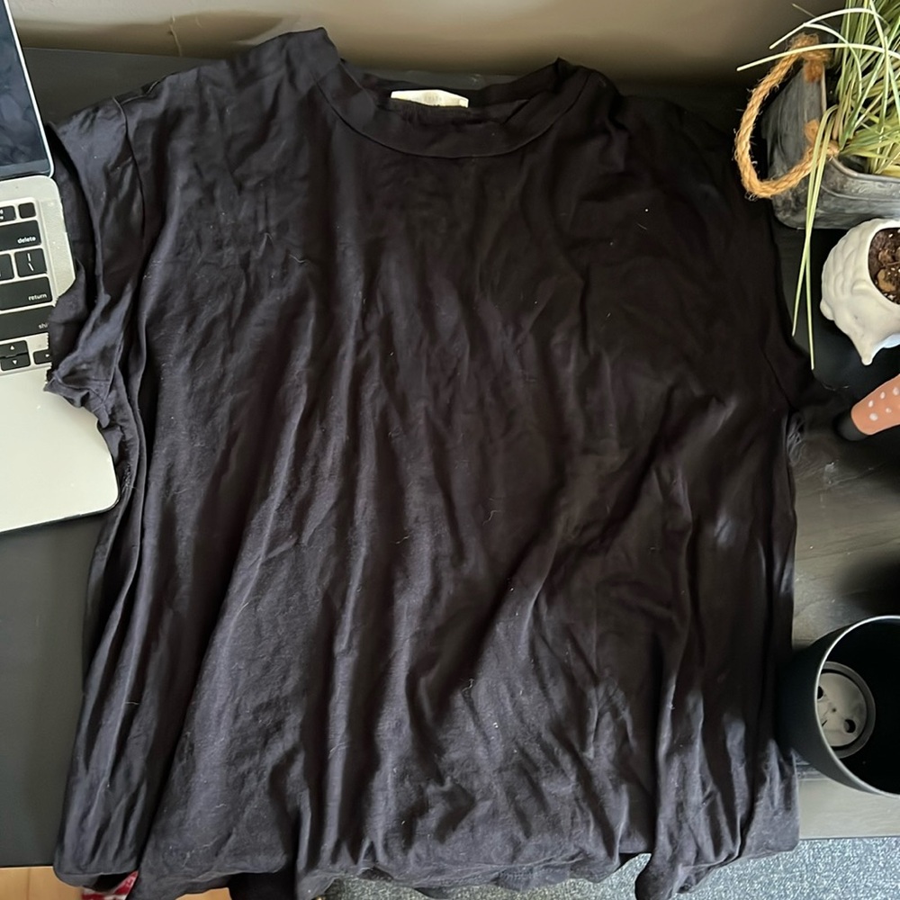Black shirt